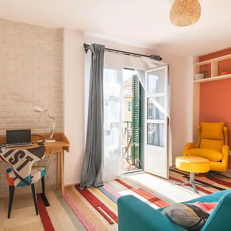 Centro Ii: And Bright With Balconies Apartment *